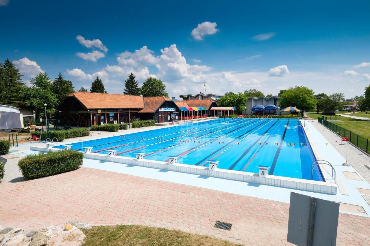 Mediteran Travel Mobile Homes In Camping Terme Catez Brežice Exteriér fotografie